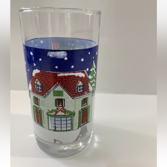 Vintage Drinking Christmas Glass Tumbler Holiday Scene Houses - Picture 4 of 7